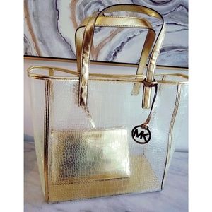 NWT Michael Kors Pale Gold PVC Nora Tote